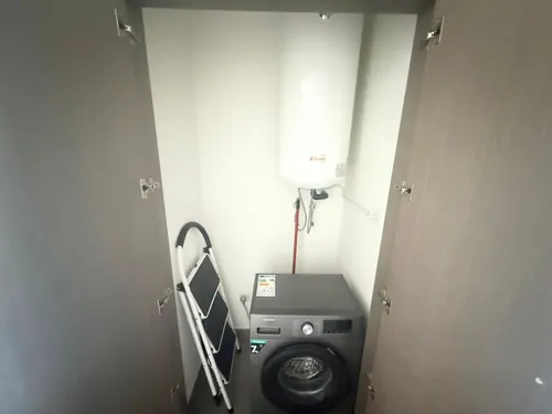 2 Bedrooms Apartment in Creek Gate Tower 1
