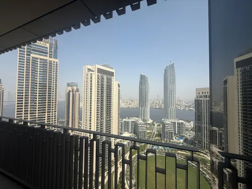 2 Bedrooms Apartment in Creek Gate Tower 1