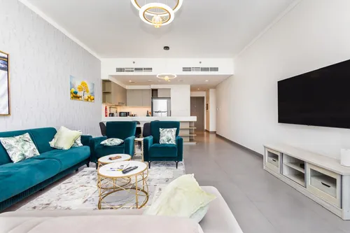 3 Bedrooms Apartment in Creek Gate Tower 1