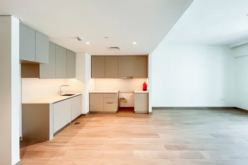 1 Bedroom Apartment in Grove at Creek Beach Building 1