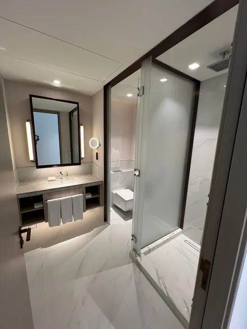 3 Bedrooms Hotel Apartment in Address Harbour Point Tower 2