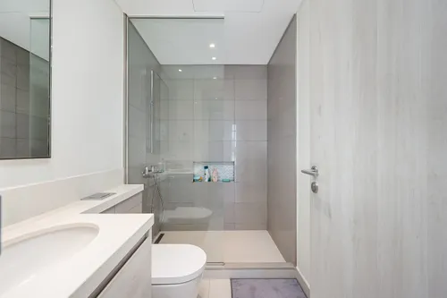 3 Bedrooms Apartment in The Cove Building 2