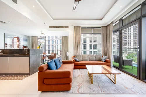 Vacant On Transfer | Upgraded | Spacious Unit