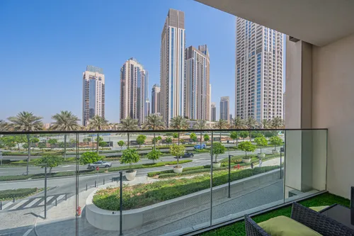 3 Bedrooms Apartment in The Cove Building 2