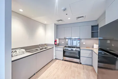 3 Bedrooms Apartment in Sunset Tower 1