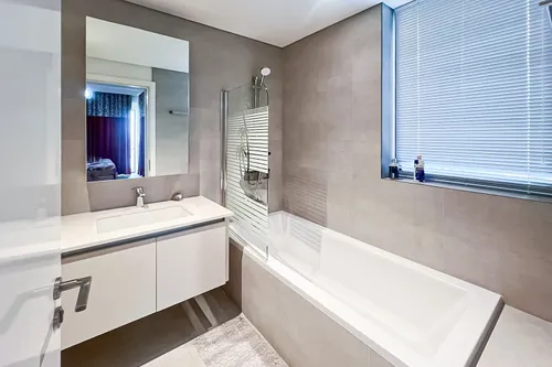 3 Bedrooms Apartment in Sunset Tower 1