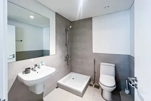3 Bedrooms Apartment in Sunset Tower 1