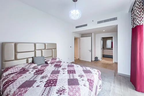 3 Bedrooms Apartment in Sunset Tower 1