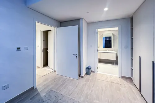 3 Bedrooms Apartment in Sunset Tower 1