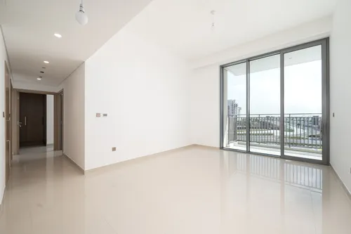 1 Bedroom Apartment in 17 Icon Bay Building 1
