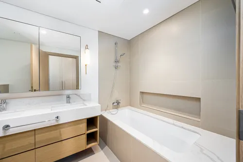 1 Bedroom Apartment in 17 Icon Bay Building 1