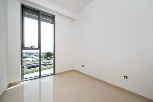 1 Bedroom Apartment in 17 Icon Bay Building 1