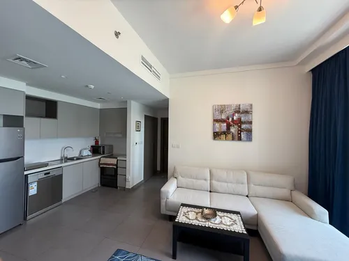 1 Bedroom Apartment in Creek Gate Tower 1
