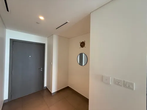 1 Bedroom Apartment in Creek Gate Tower 1
