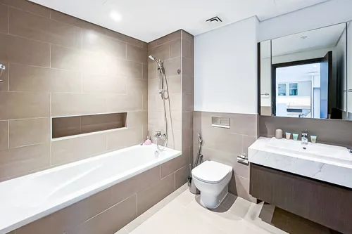 1 Bedroom Apartment in Creekside 18 B