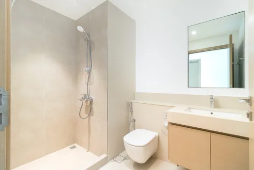 2 Bedrooms Apartment in Creek Horizon Tower 1