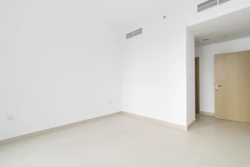 2 Bedrooms Apartment in Creek Horizon Tower 1