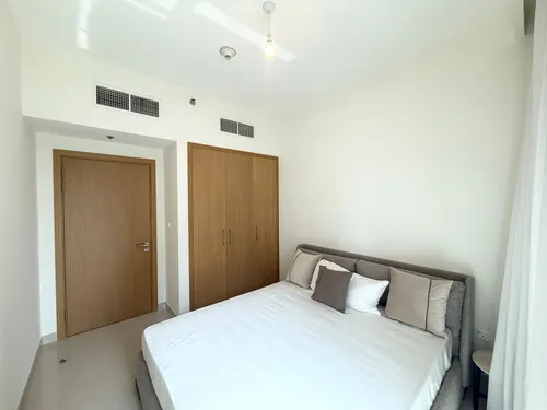 2 Bedrooms Apartment in Harbour Views T1