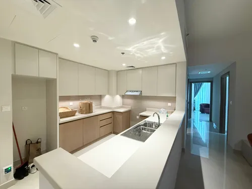 2 Bedrooms Apartment in Harbour Views T1