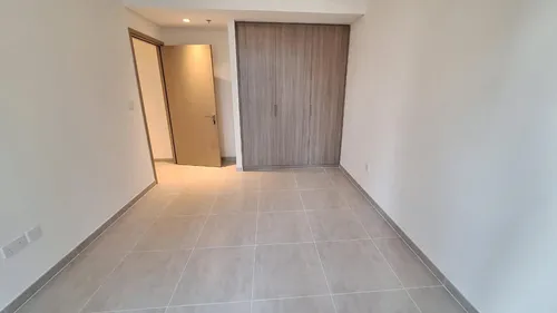 1 Bedroom Apartment in Creek Edge Tower 2
