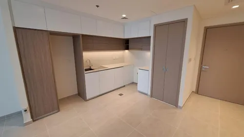 1 Bedroom Apartment in Creek Edge Tower 2