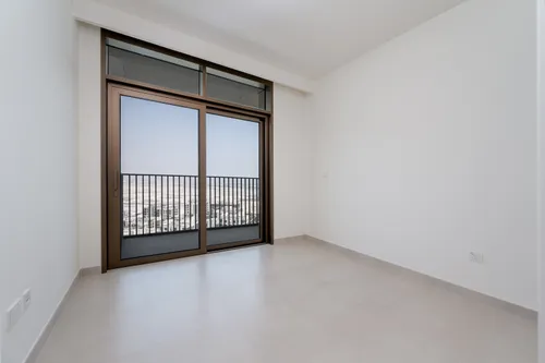 3 Bedrooms Apartment in Creek Palace