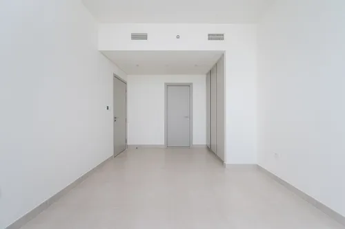 3 Bedrooms Apartment in Creek Palace