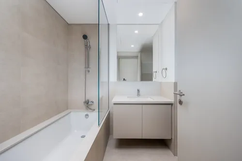 3 Bedrooms Apartment in Creek Palace