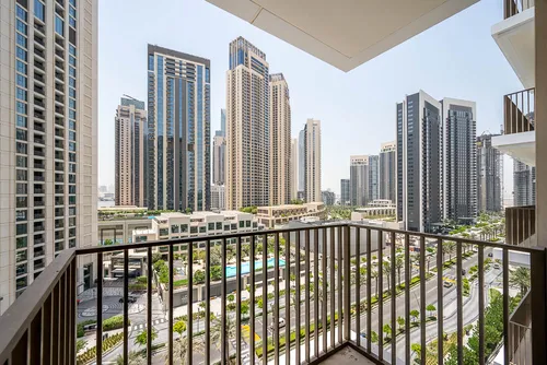 1 Bedroom Apartment in Creek Palace