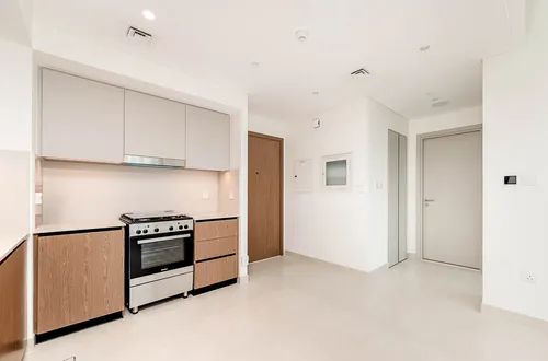 1 Bedroom Apartment in Creek Palace