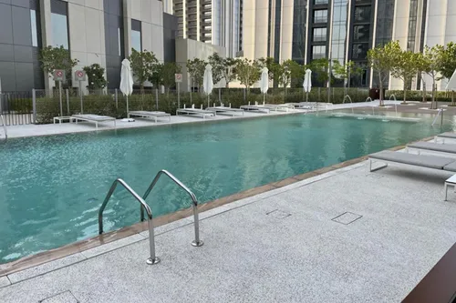 2 Bedrooms Apartment in Creek Gate Tower 1