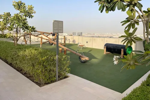 2 Bedrooms Apartment in Creek Gate Tower 1