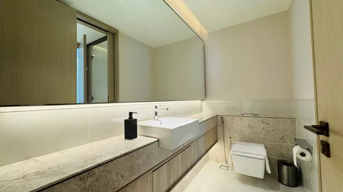 2 Bedrooms Hotel Apartment in Address Harbour Point Tower 2