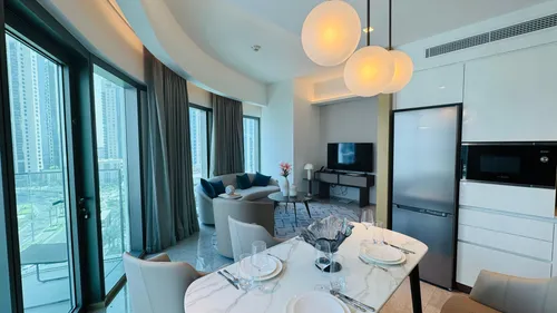 2 Bedrooms Hotel Apartment in Address Harbour Point Tower 2