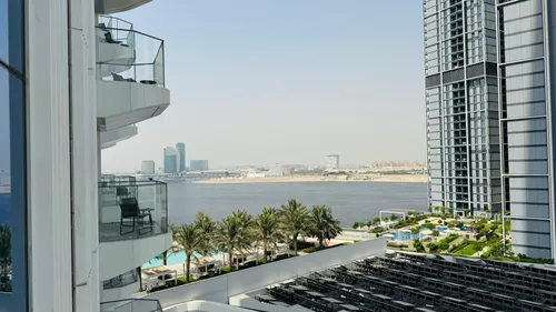 2 Bedrooms Hotel Apartment in Address Harbour Point Tower 2