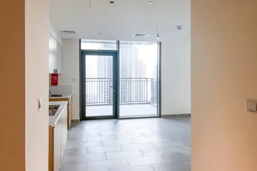 1 Bedroom Apartment in Creek Rise Tower 1