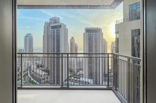 1 Bedroom Apartment in Creek Rise Tower 1