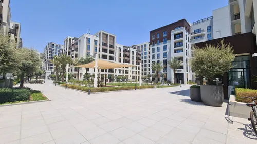 2 Bedrooms Apartment in Breeze Building 3