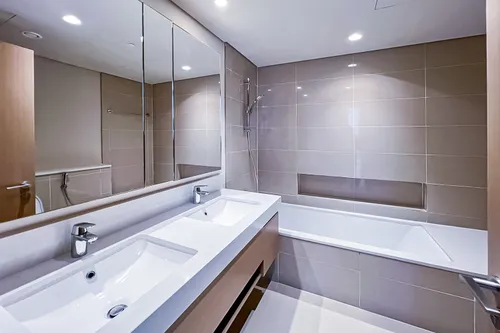 2 Bedrooms Apartment in Harbour Gate Tower 2