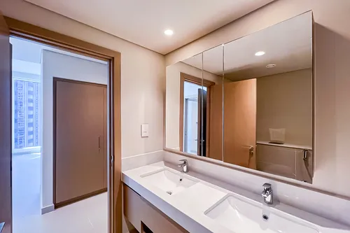 2 Bedrooms Apartment in Harbour Gate Tower 2