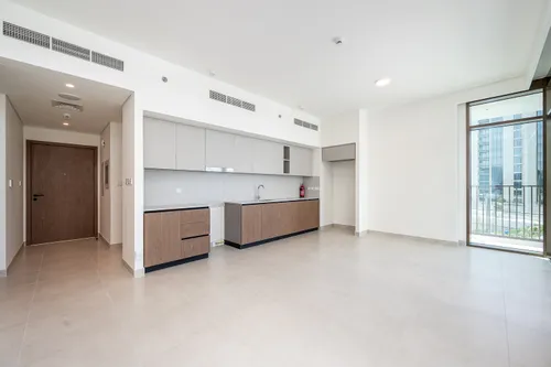 2 Bedrooms Apartment in Creek Palace