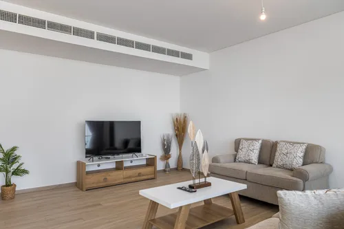3 Bedrooms Apartment in Palace Residences