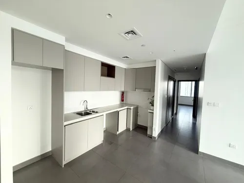 2 Bedrooms Apartment in Creek Gate Tower 2