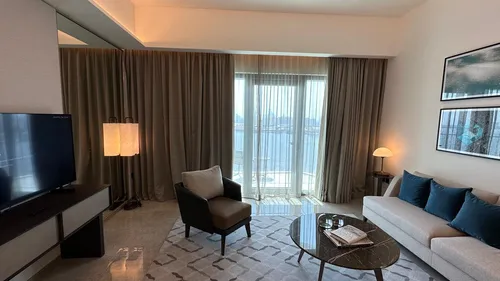 1 Bedroom Apartment in Address Harbour Point Tower 2
