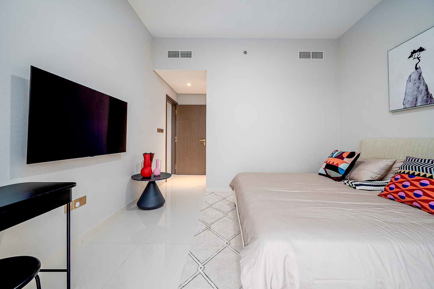 2 Bedrooms Apartment in Grand Bleu Tower 1