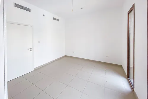 3 Bedrooms Apartment in Zahra Breeze Apartments 3B