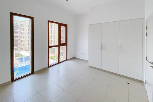 3 Bedrooms Apartment in Zahra Breeze Apartments 3B