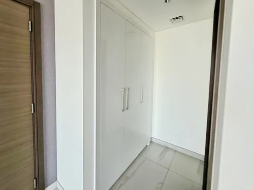 2 Bedrooms Apartment in One Park Avenue