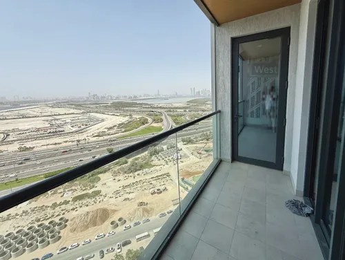 2 Bedrooms Apartment in One Park Avenue