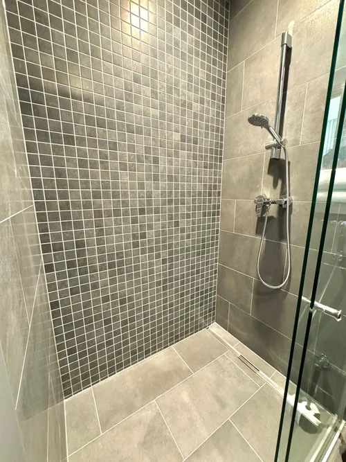 1 Bedroom Apartment in The Crest Tower B